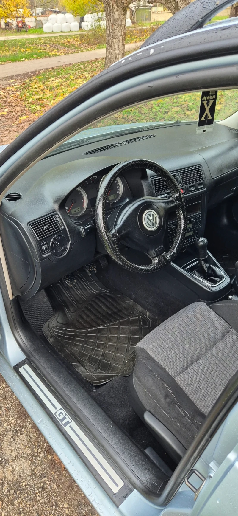 VW Golf 1.9 TDI GT 90k Теглич, снимка 6 - Автомобили и джипове - 52483530