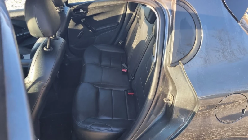 Peugeot 208 1.4HDI , снимка 6 - Автомобили и джипове - 52526909