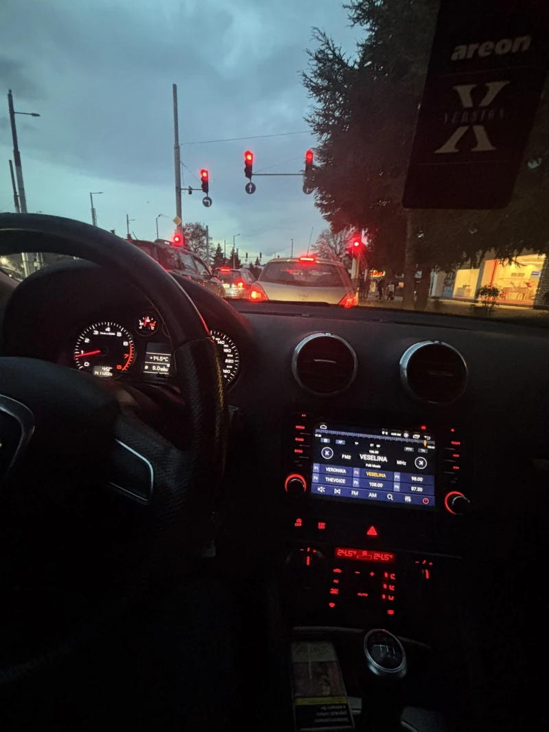 Audi A3 Sportback 1.4 TFSI FACELIFT, снимка 11 - Автомобили и джипове - 52715268