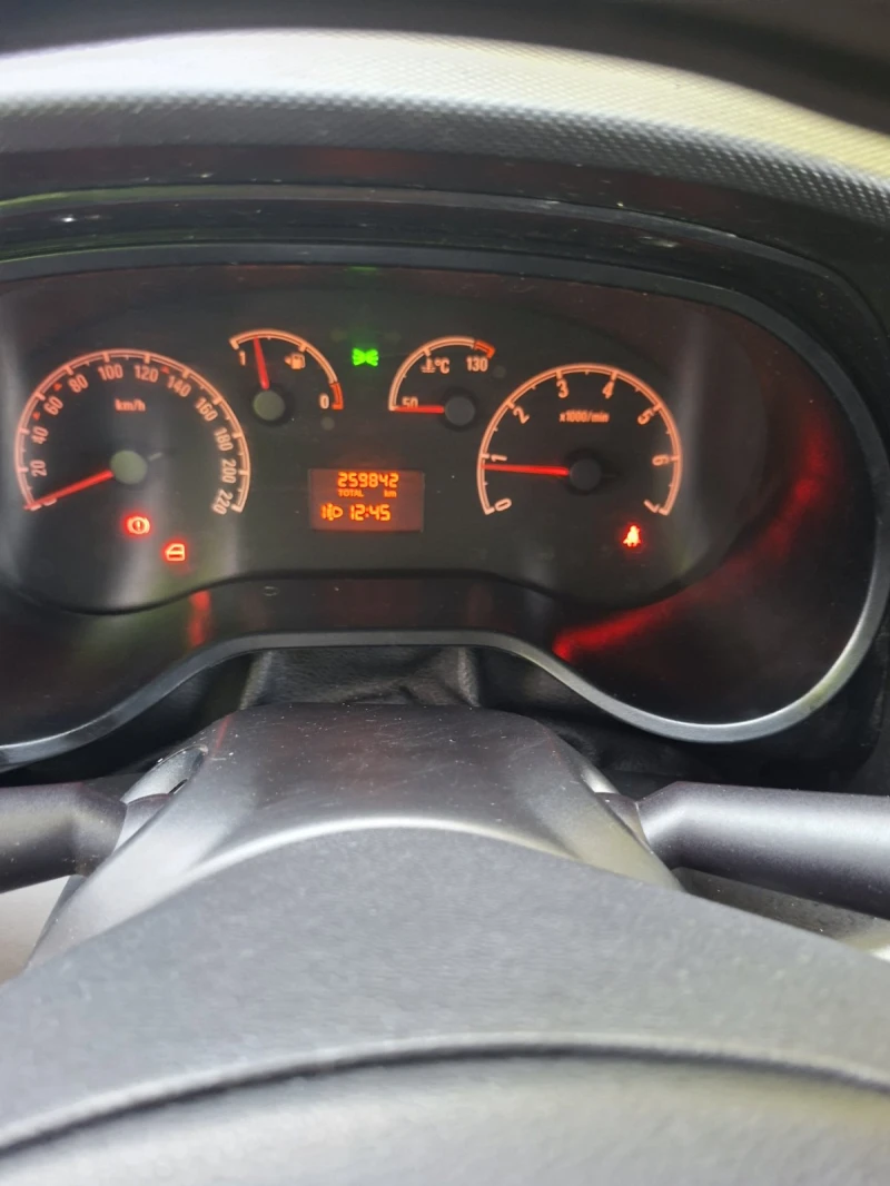 Opel Combo MAXI, снимка 5 - Автомобили и джипове - 52968929