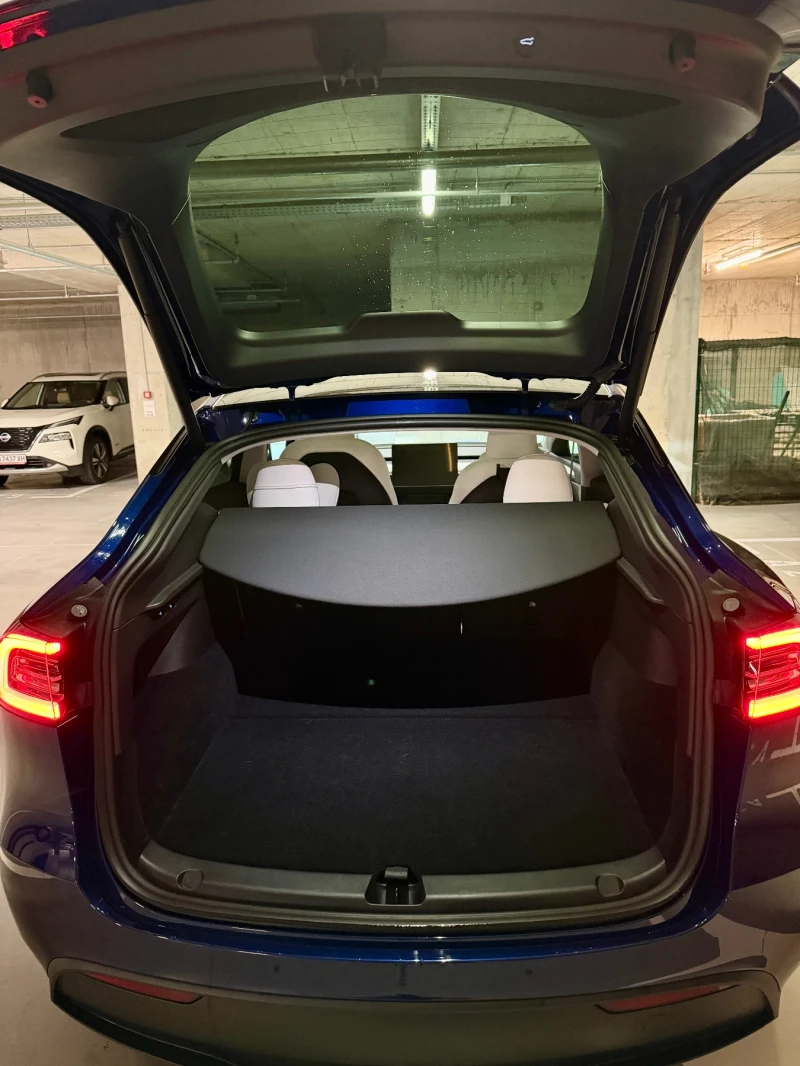 Tesla Model Y, снимка 7 - Автомобили и джипове - 53025057