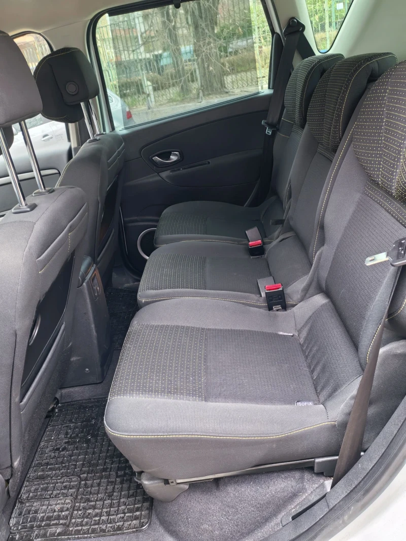 Renault Scenic 1.9DCi, снимка 9 - Автомобили и джипове - 53303097