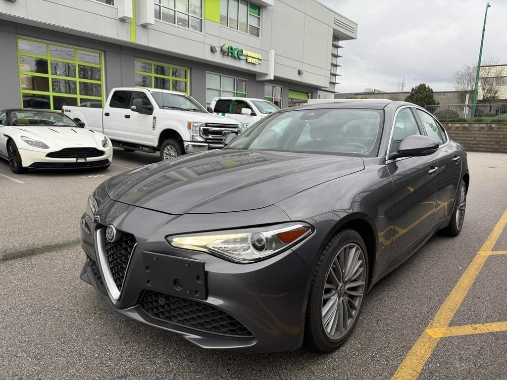 Alfa Romeo Giulia * TI LUSSO * CARFAX * БЕЗ ПЪРВОНАЧАЛНА ВНОСКА, снимка 1