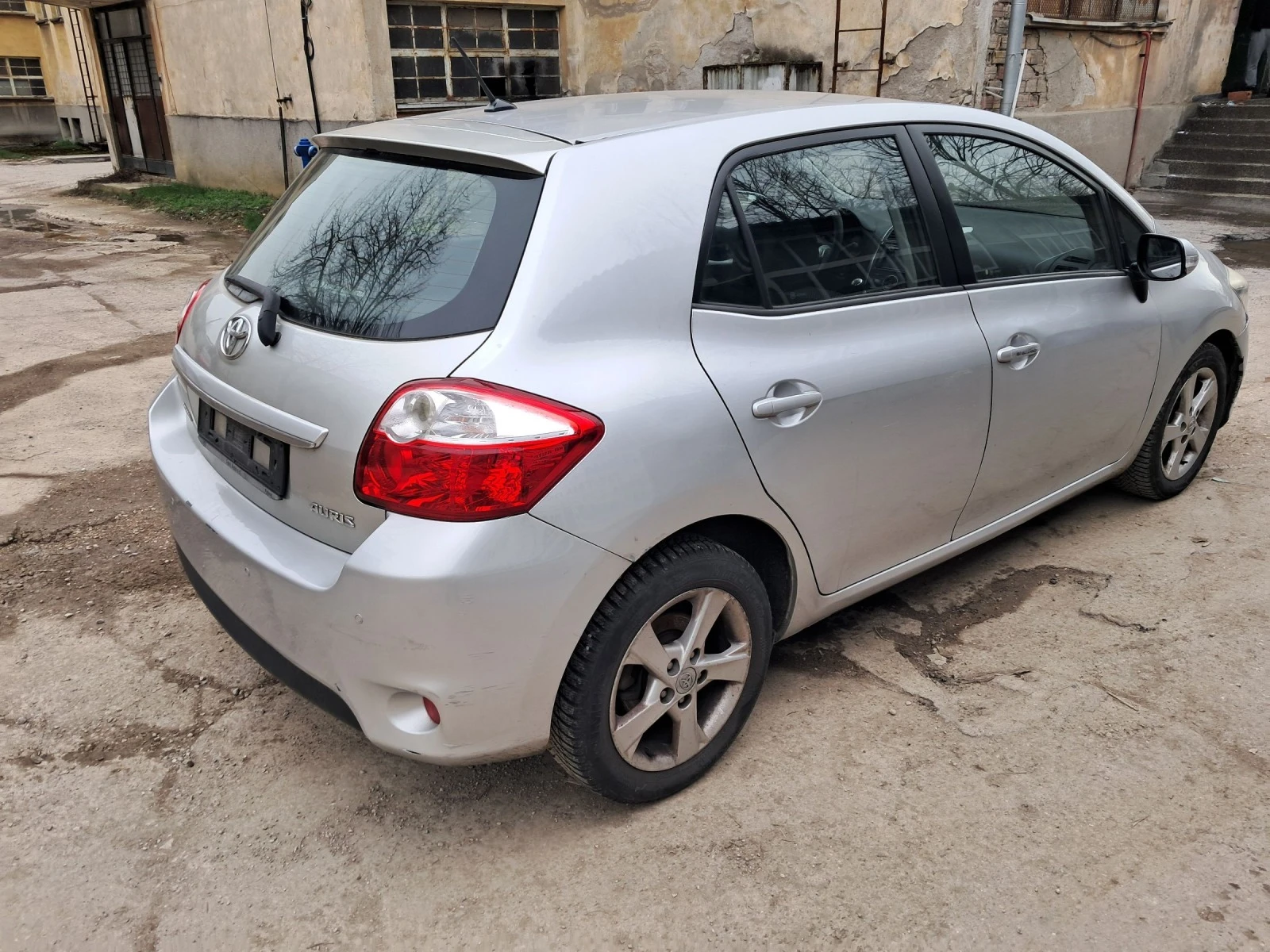 Toyota Auris 1.4 D4D - изображение 6