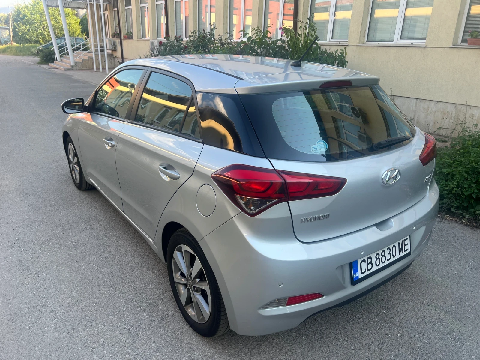 Hyundai I20 GPL - изображение 6