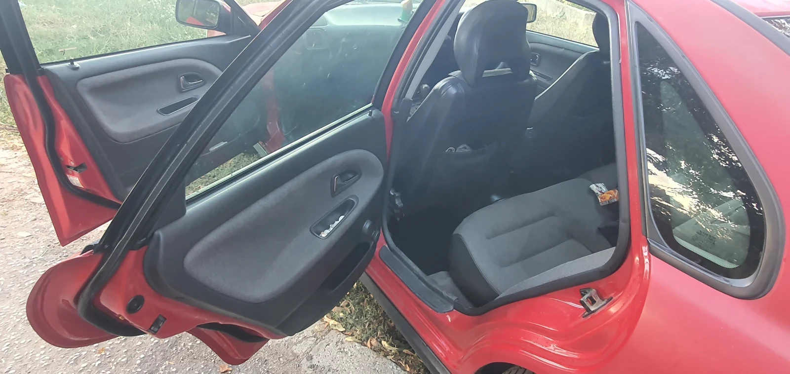 Volvo S40  - изображение 7