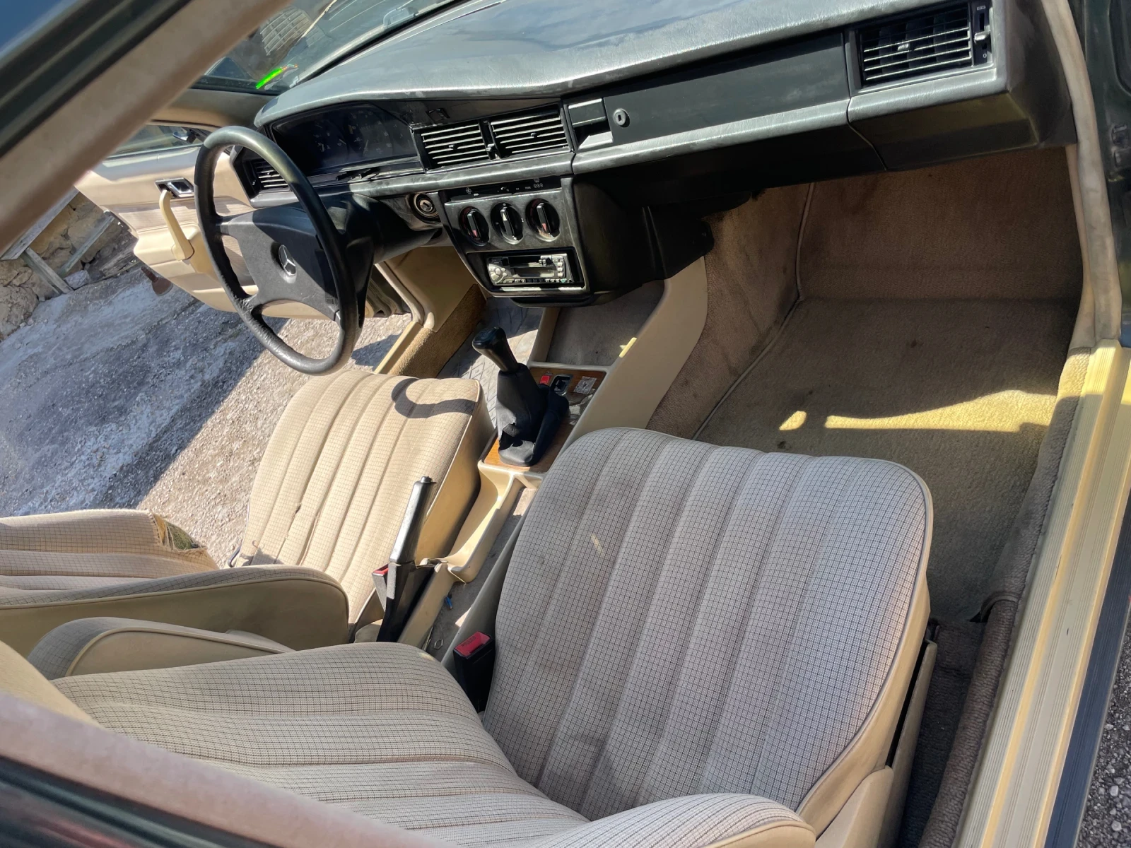 Mercedes-Benz 190 2, 0D - изображение 7