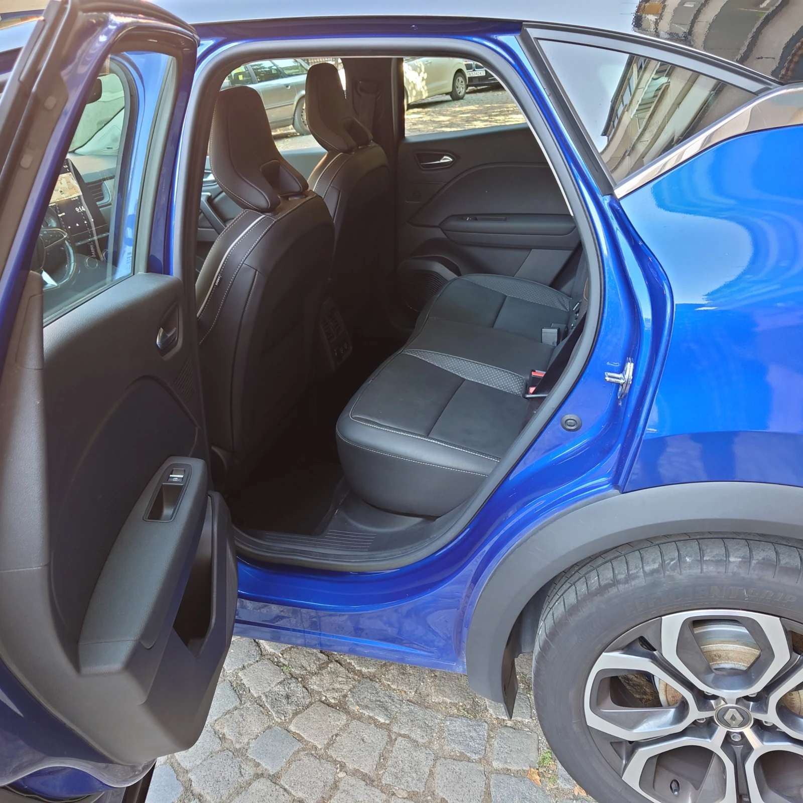 Renault Captur  - изображение 10
