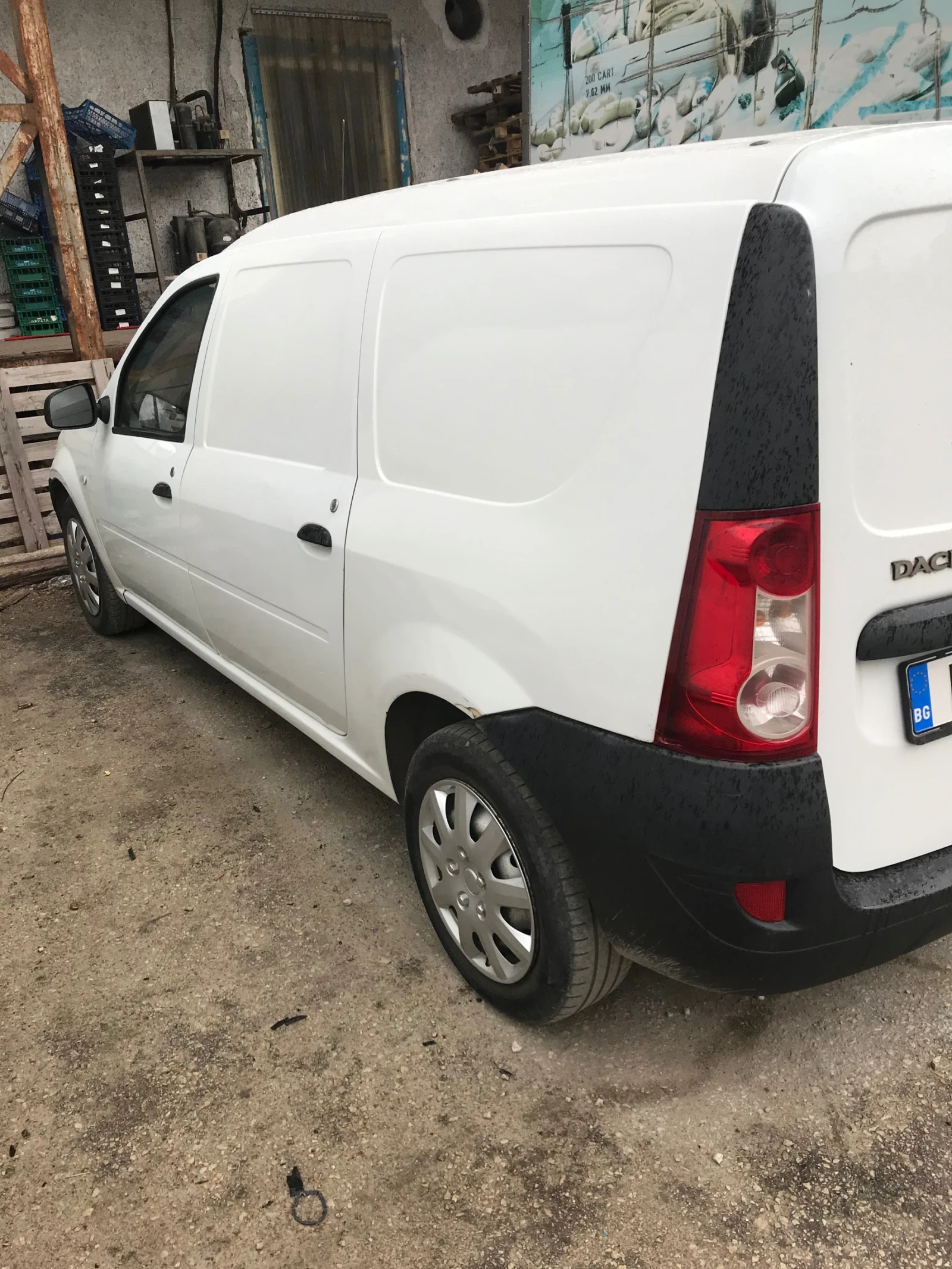 Dacia Logan 2бр. Метан и на газ - изображение 10