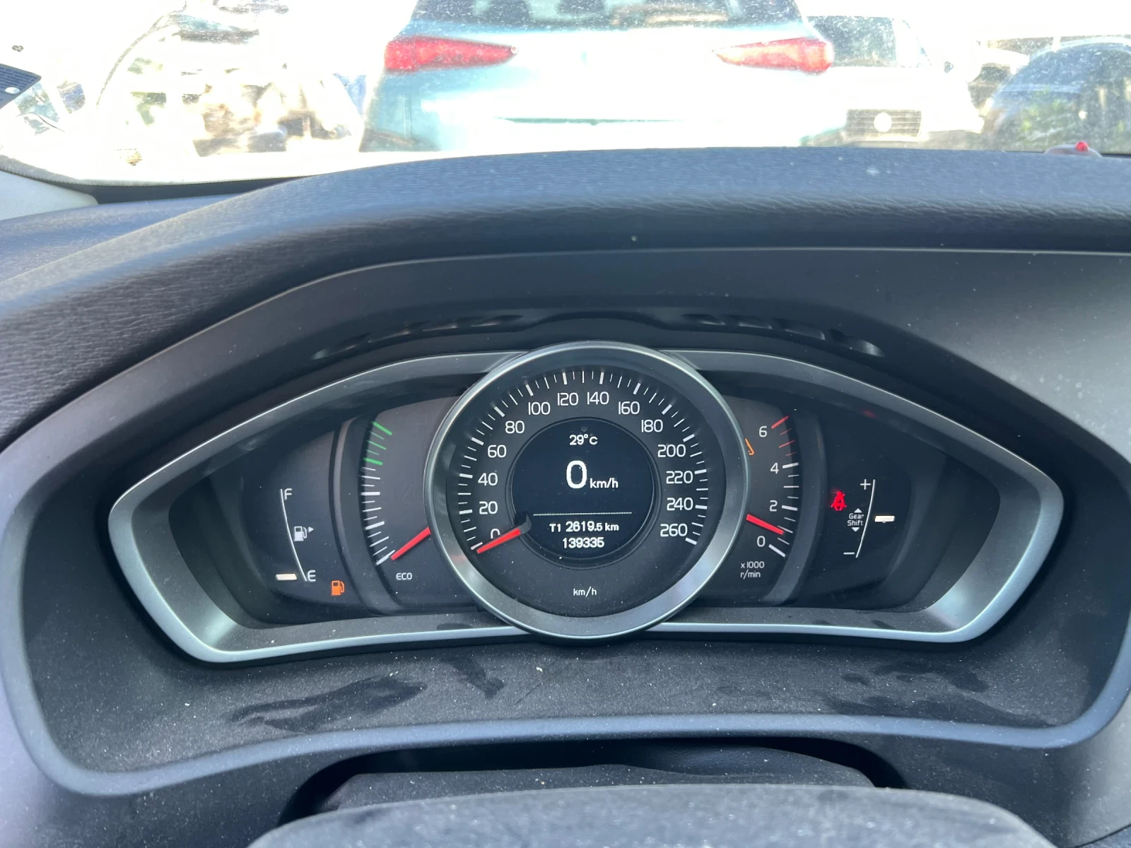 Volvo V40 D2  1.6HDI - изображение 6