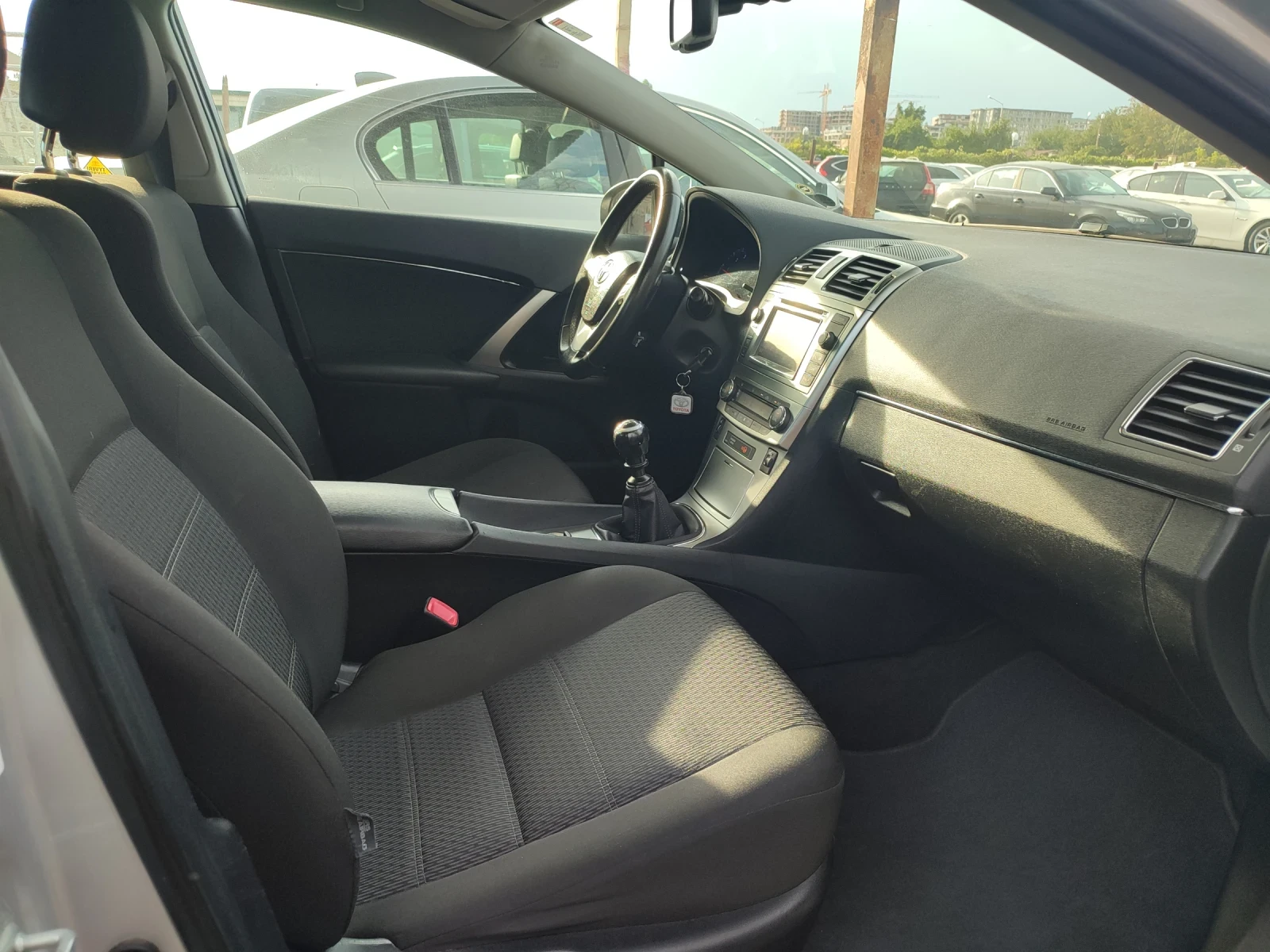 Toyota Avensis 2.0 D седан | Mobile.bg — изображение 13