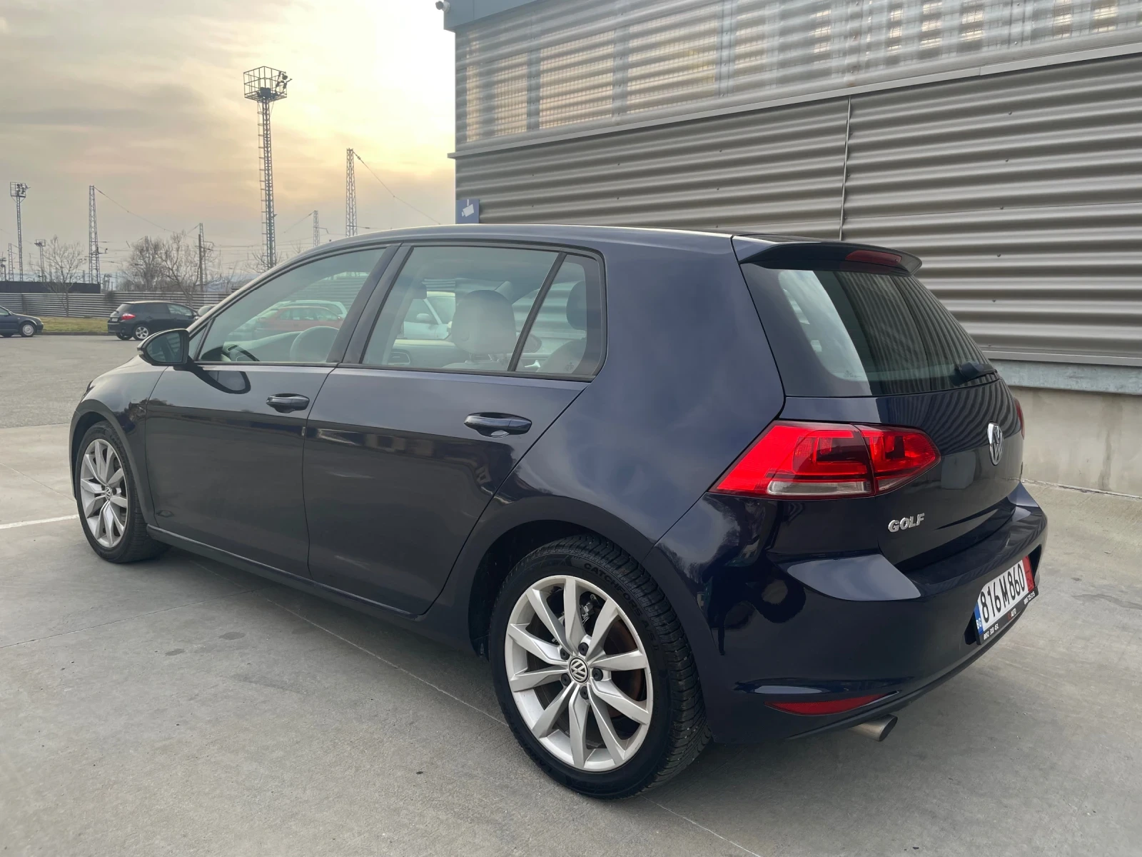 VW Golf 1.6TDI HIGHLINE BLUEMOTION EURO5B, снимка 8 - Автомобили и джипове - 52365685