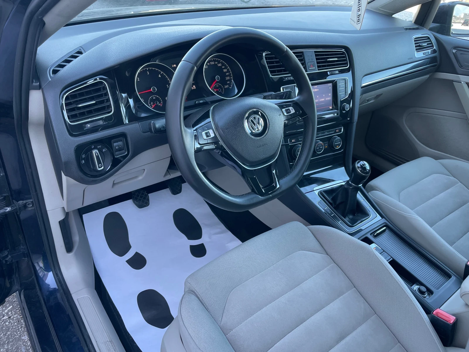 VW Golf 1.6TDI HIGHLINE BLUEMOTION EURO5B, снимка 6 - Автомобили и джипове - 52365685