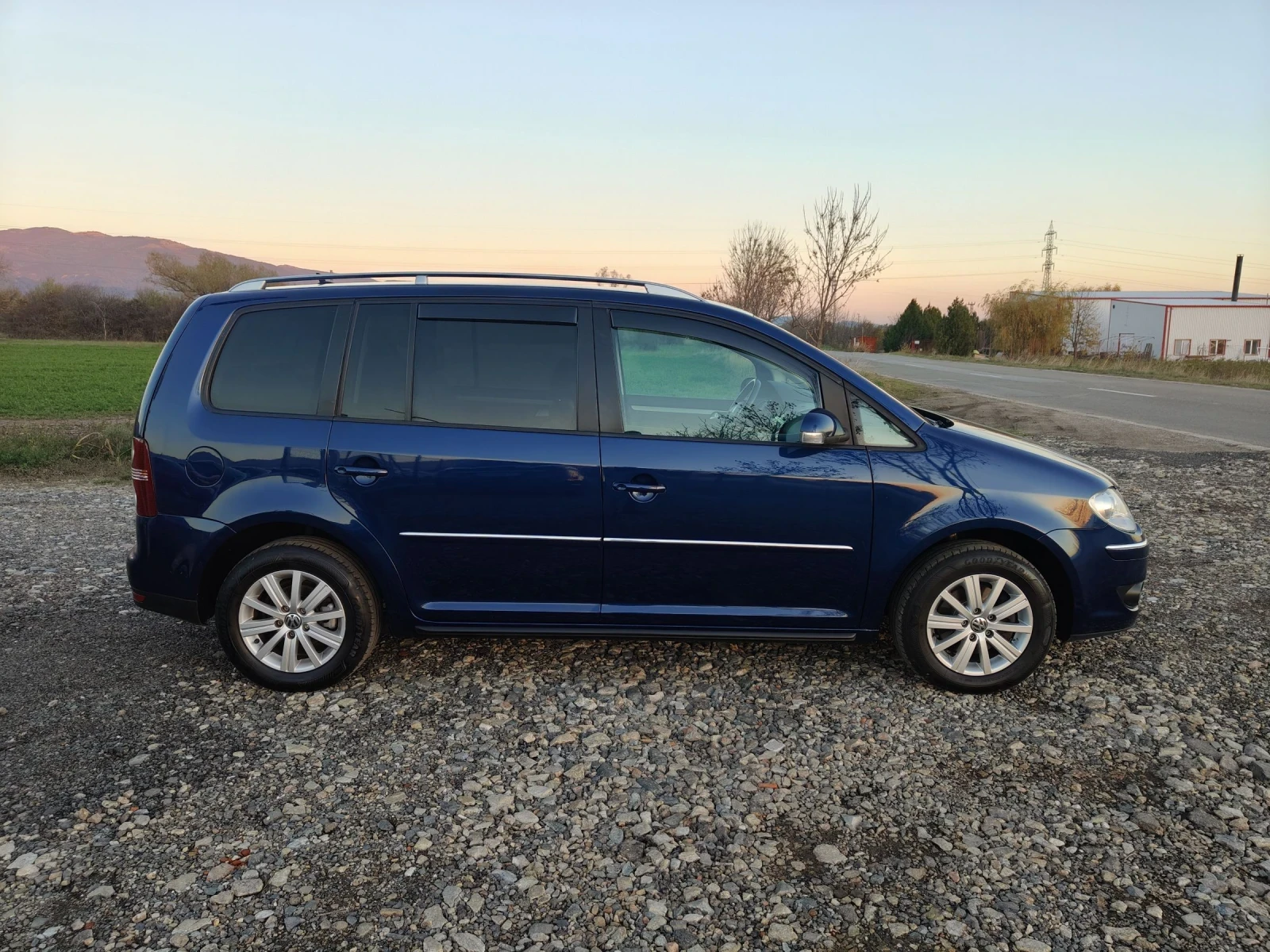 VW Touran 1.9TDI 105 2009  REAL 7  XENON  | Mobile.bg   7