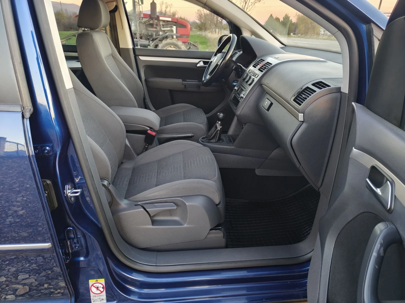 VW Touran 1.9TDI 105 2009  REAL 7  XENON  | Mobile.bg   12