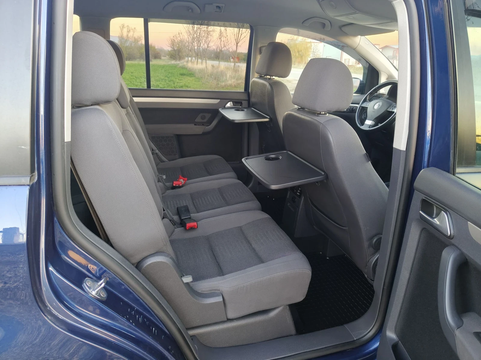 VW Touran 1.9TDI 105 2009  REAL 7  XENON  | Mobile.bg   16