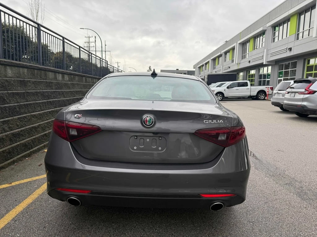 Alfa Romeo Giulia * TI LUSSO * CARFAX * ��� ������������ ������ | Mobile.bg � ����������� 5
