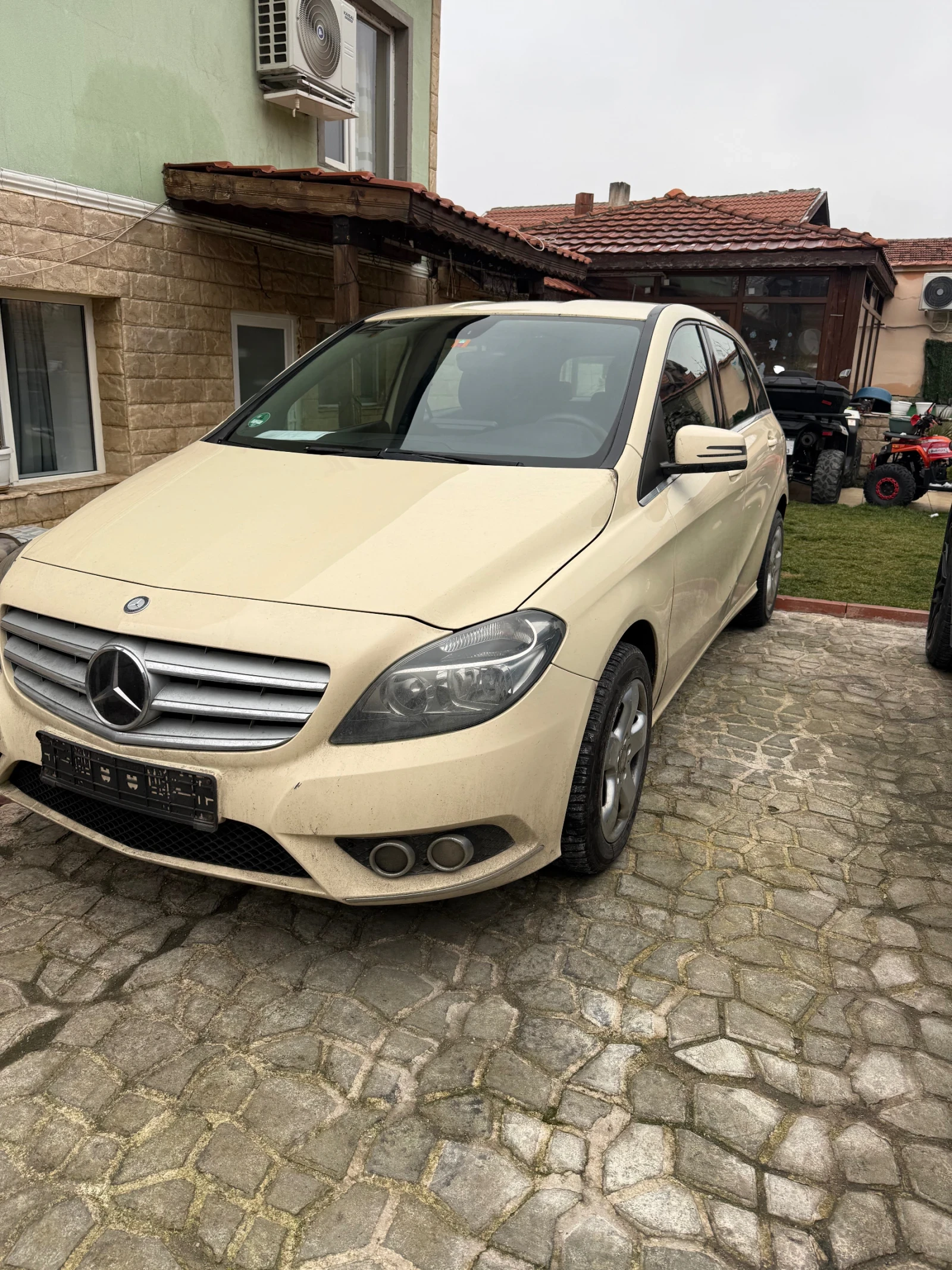 Mercedes-Benz 220 | Mobile.bg � ����������� 4
