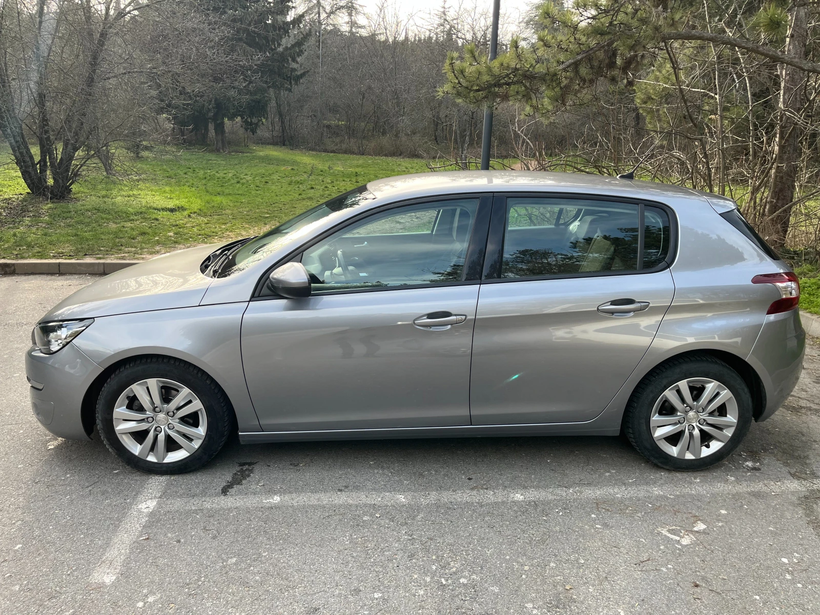 Peugeot 308 ACTIVE 1.6 e-HDI, снимка 5 - Автомобили и джипове - 53540567