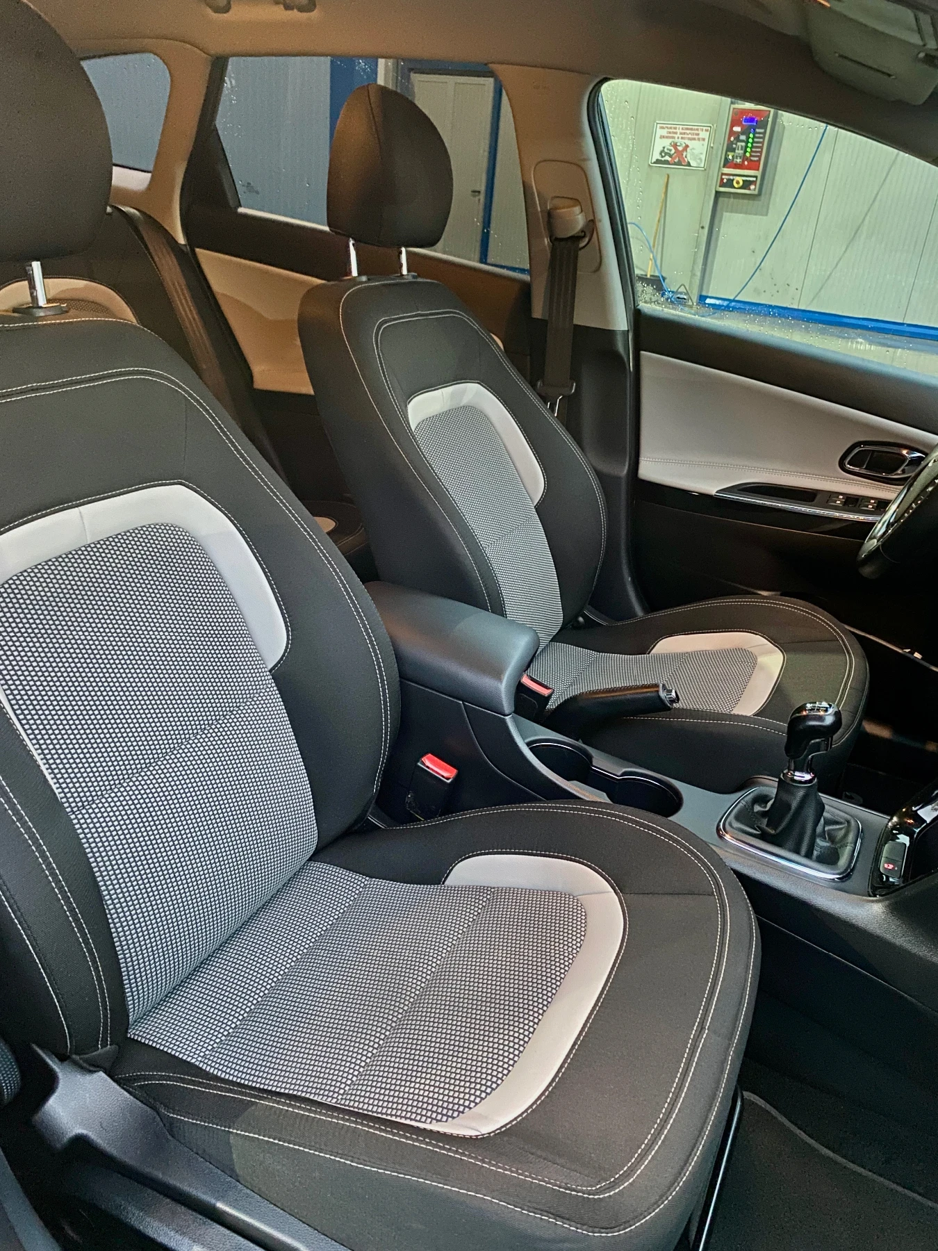 Kia Ceed 1.6 GDi Business/Navi | Mobile.bg � ����������� 11