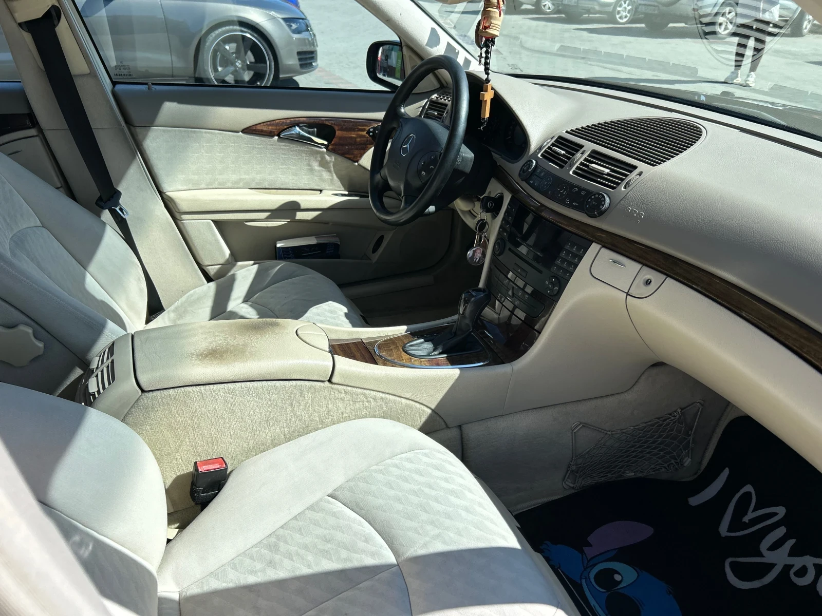 Mercedes-Benz E 220 CDI АВТОМАТ, снимка 13 - Автомобили и джипове - 53787612