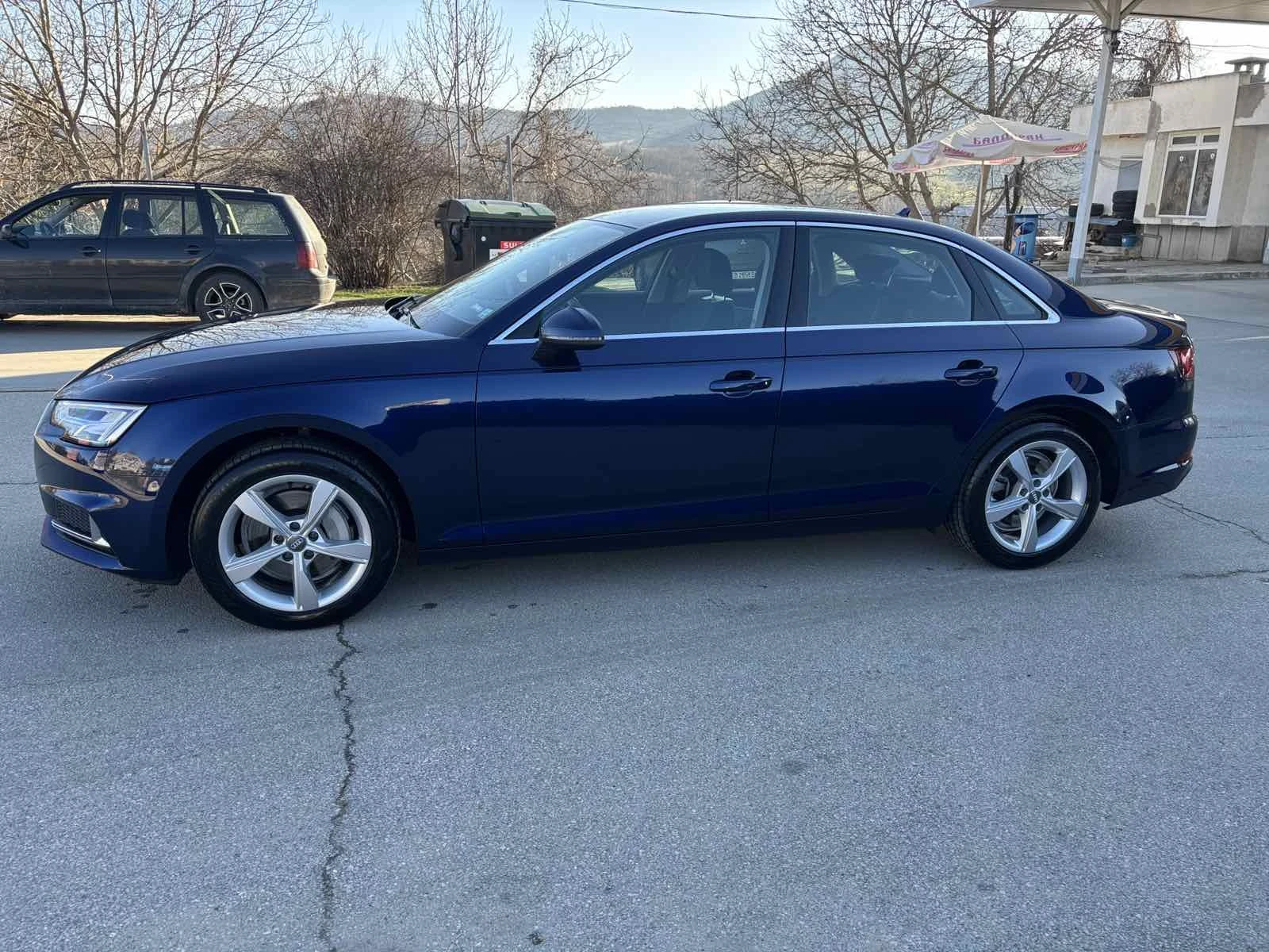 Audi A4, снимка 2 - Автомобили и джипове - 53900831