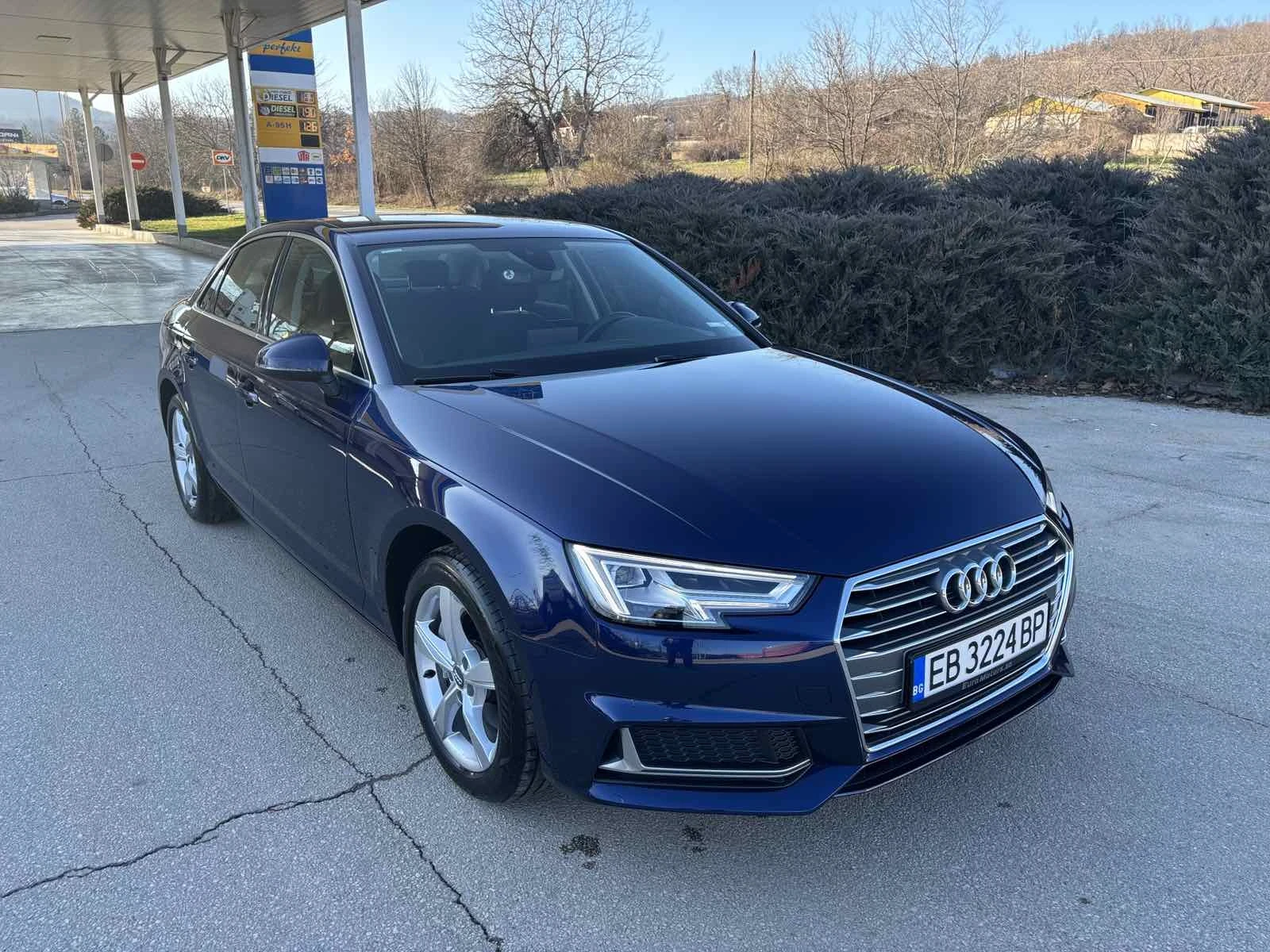 Audi A4, снимка 6 - Автомобили и джипове - 53900831