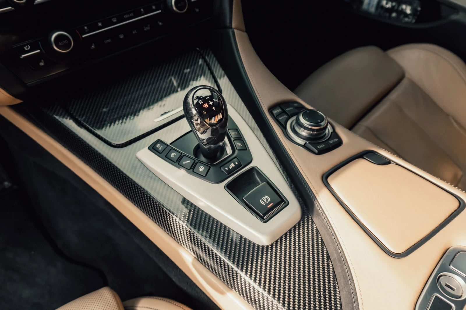 BMW M6, снимка 11 - Автомобили и джипове - 53946955