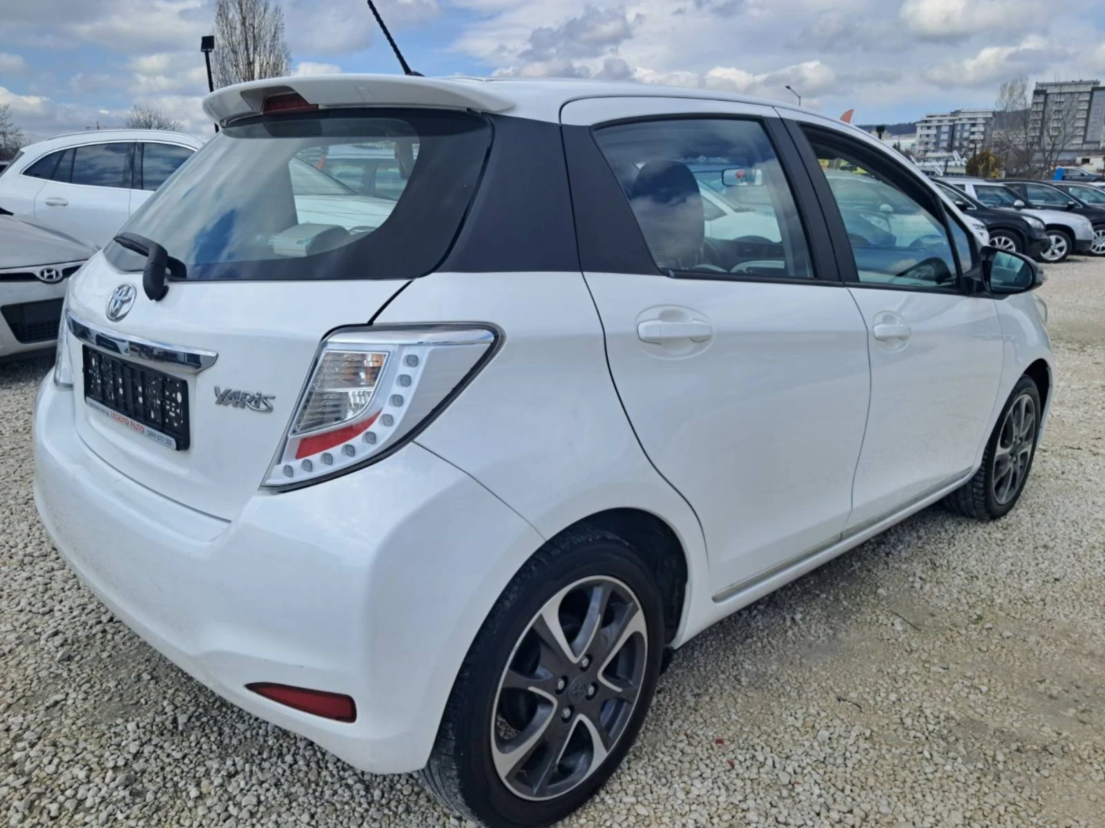 Toyota Yaris 1.0 ������ | Mobile.bg � ����������� 4