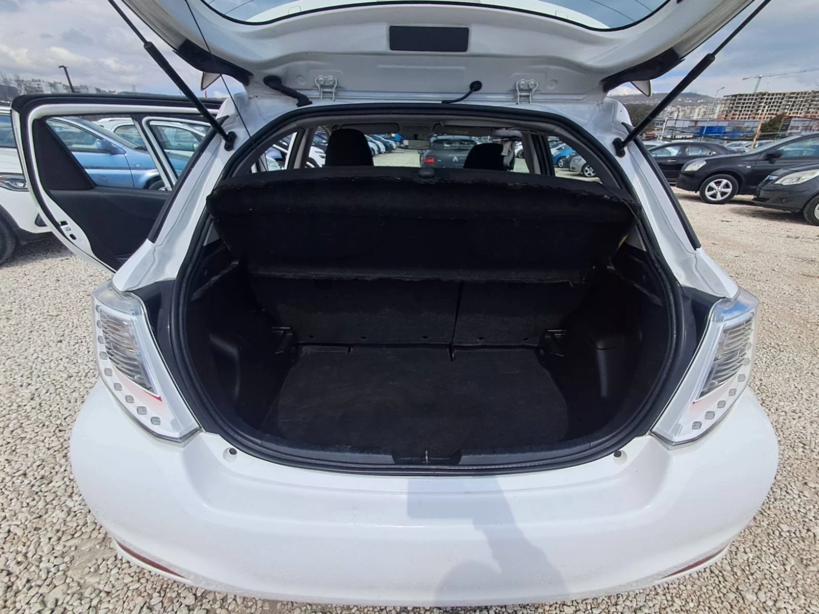 Toyota Yaris 1.0 ������ | Mobile.bg � ����������� 11