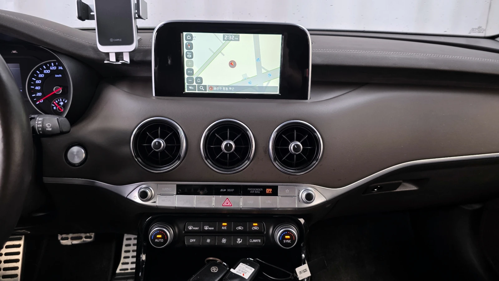 Kia Stinger 2.0T 2WD PLATINUM autogeorge.com, снимка 13 - Автомобили и джипове - 54121620