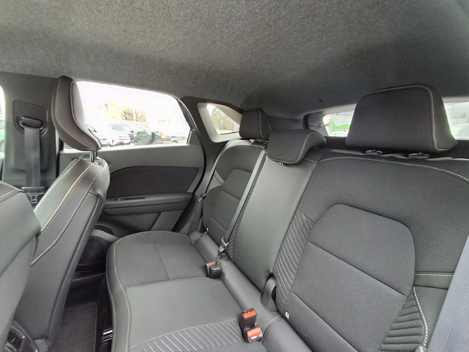 Renault Symbioz e-tech full hybrid 145, снимка 14 - Автомобили и джипове - 54267504