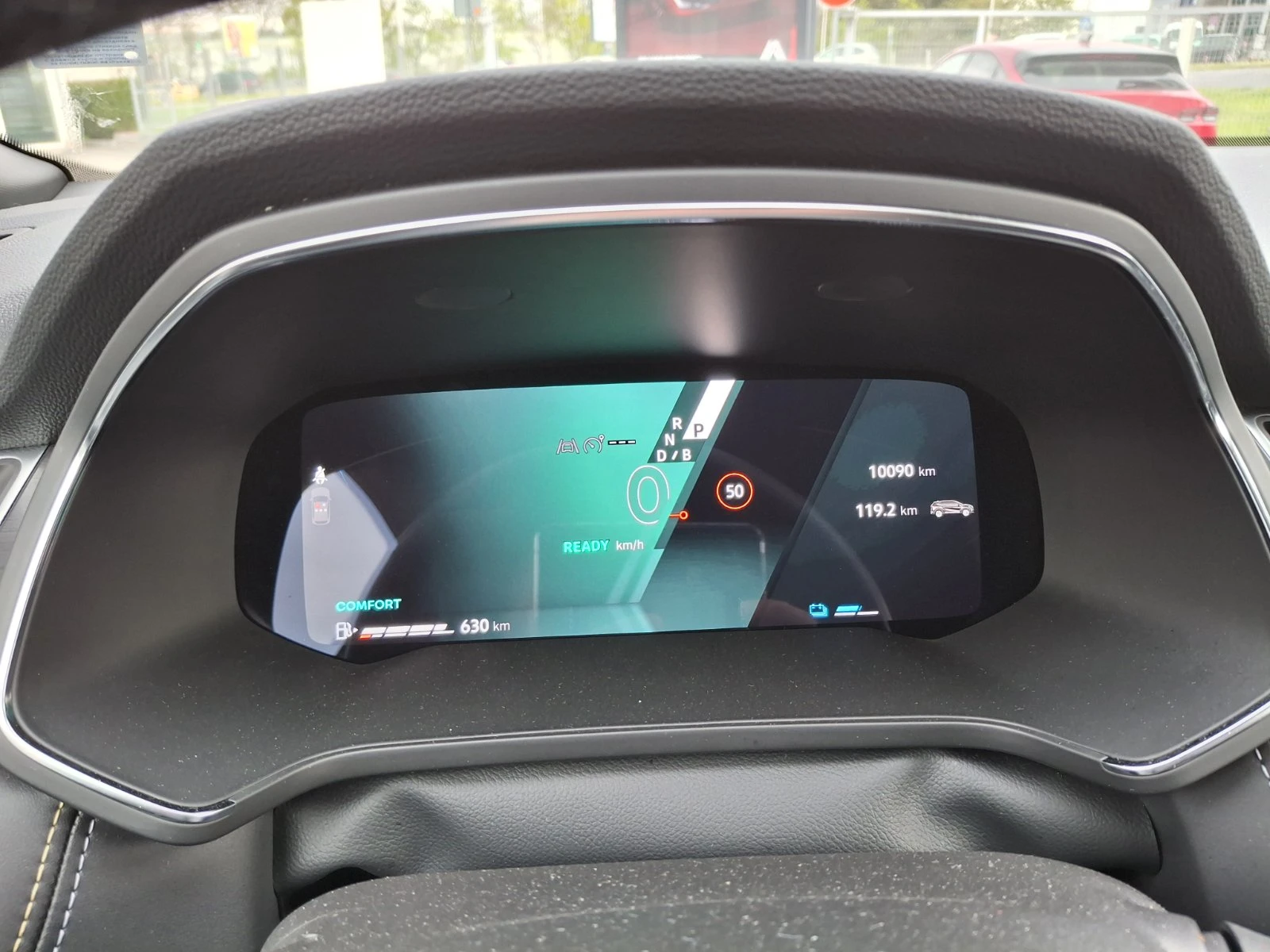 Renault Symbioz e-tech full hybrid 145, снимка 9 - Автомобили и джипове - 54267504