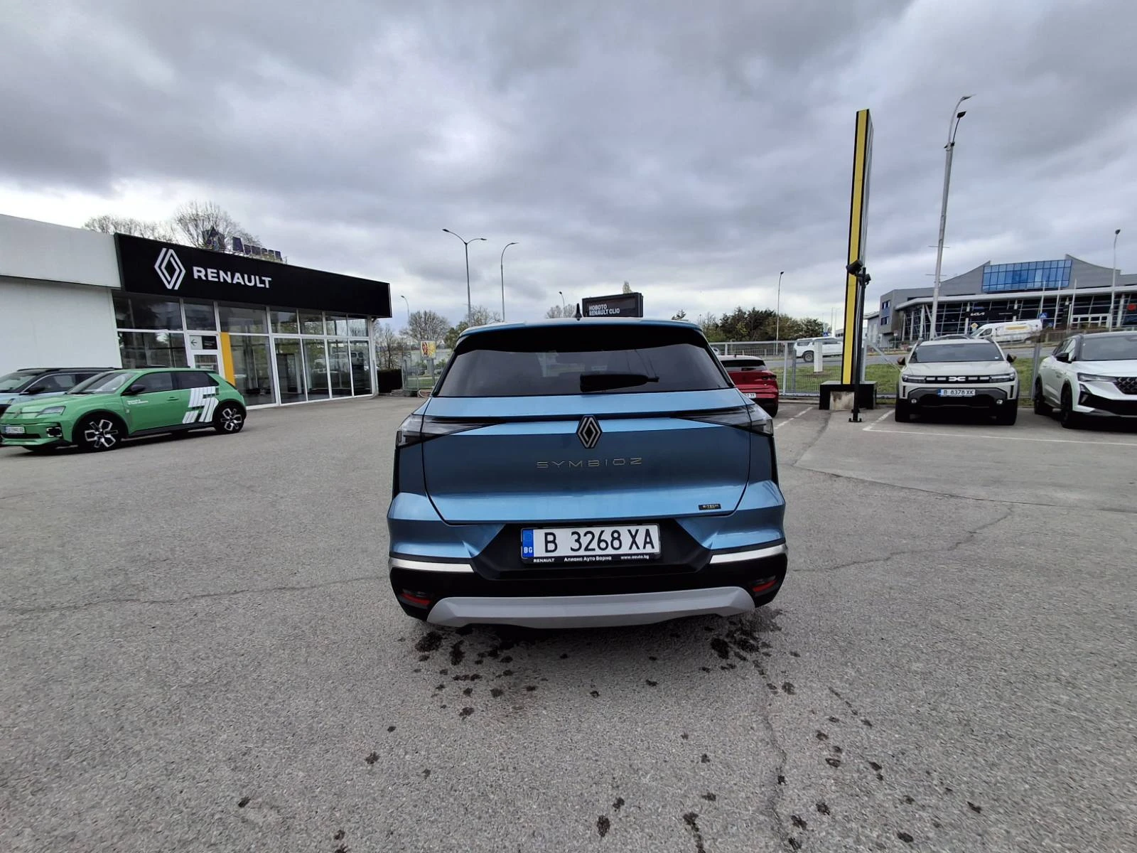 Renault Symbioz e-tech full hybrid 145, снимка 6 - Автомобили и джипове - 54267504