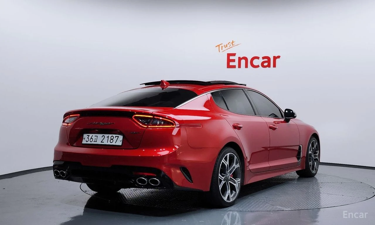 Kia Stinger * 3.3T* 2WD* GT* ПОДГРЕВ* ОБДУХВАНЕ* ШИБИДАХ* FULL, снимка 2 - Автомобили и джипове - 54285494