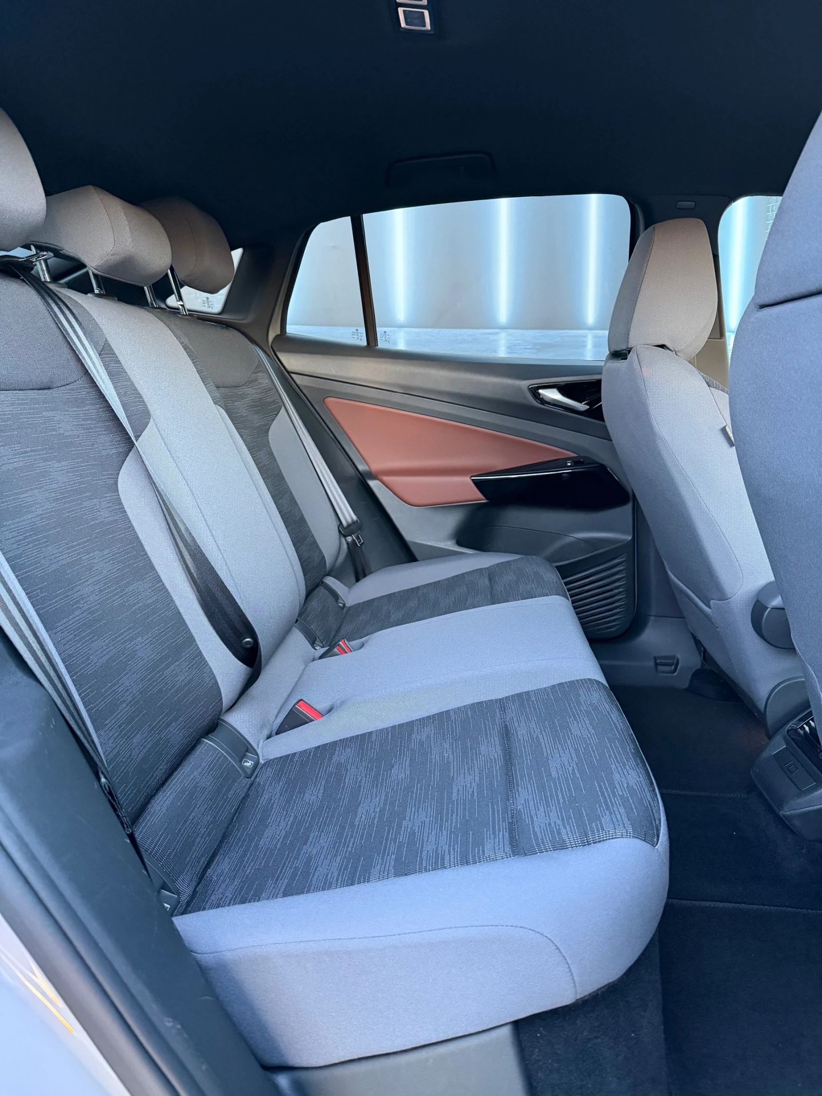 VW ID.5 Pro 82kw, снимка 17 - Автомобили и джипове - 54333444