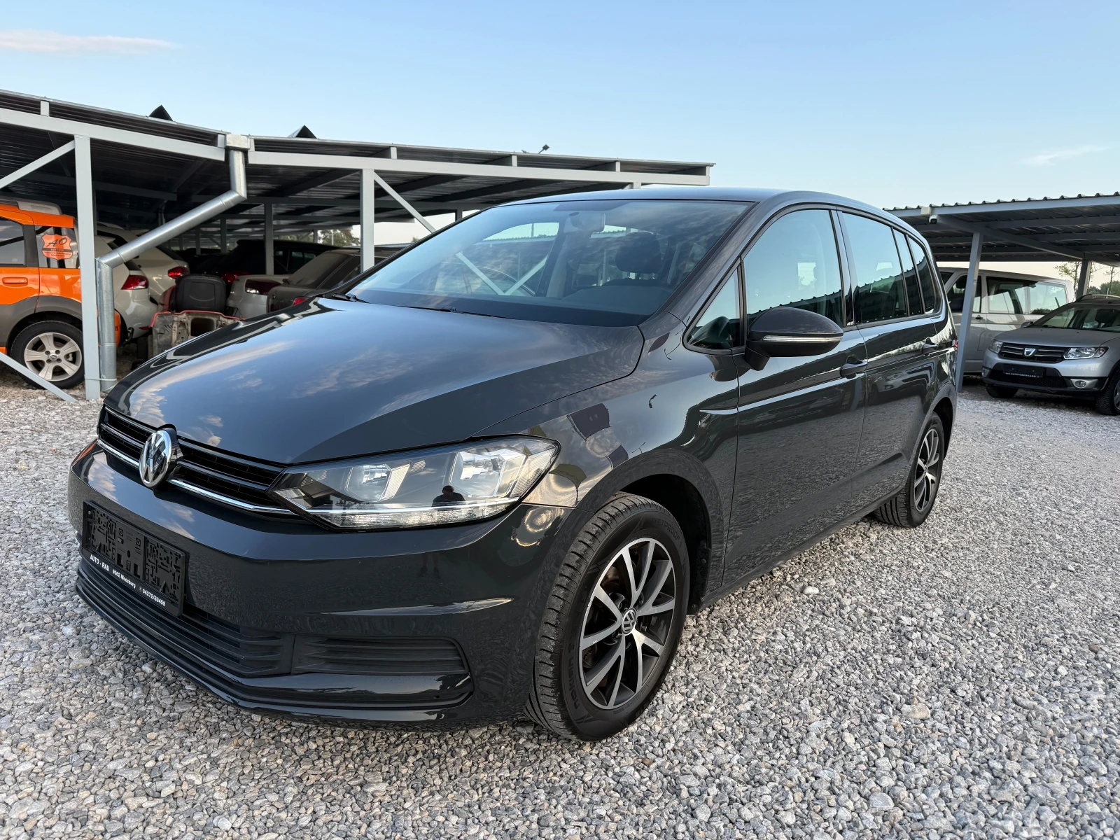 VW Touran  РЕАЛНИ КИЛОМЕТРИ !! НОВ ВНОС !! ЕВРО 6 !!