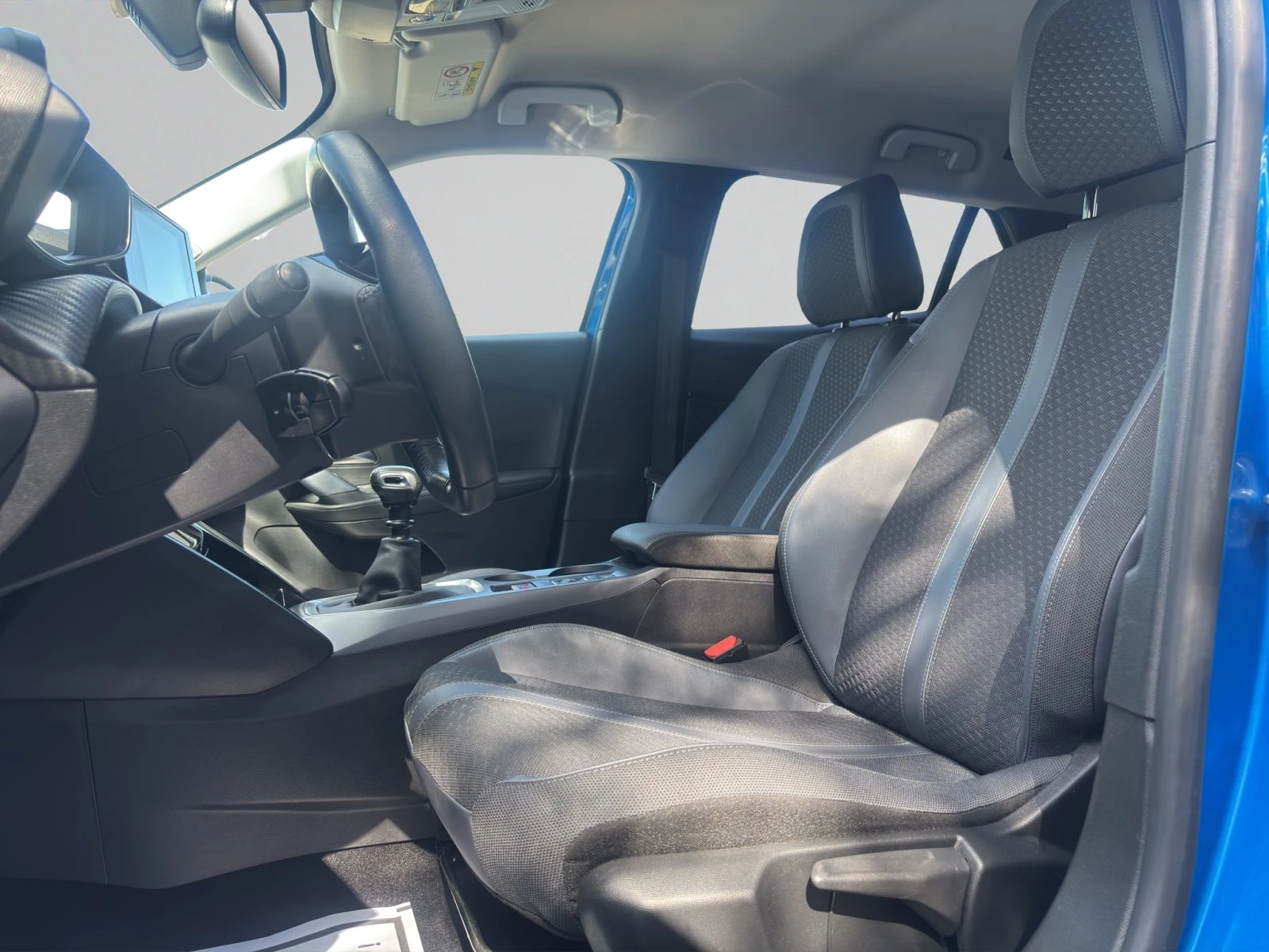 Peugeot 2008 ALLURE 1, 2 PureTech 100 BVM6 EURO6//2011128 | Mobile.bg � ����������� 11