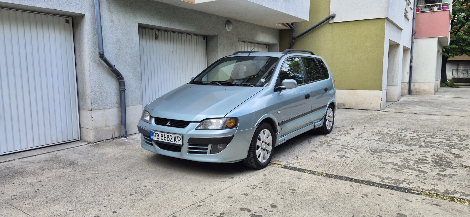 Mitsubishi Space star, снимка 4 - Автомобили и джипове - 56088511