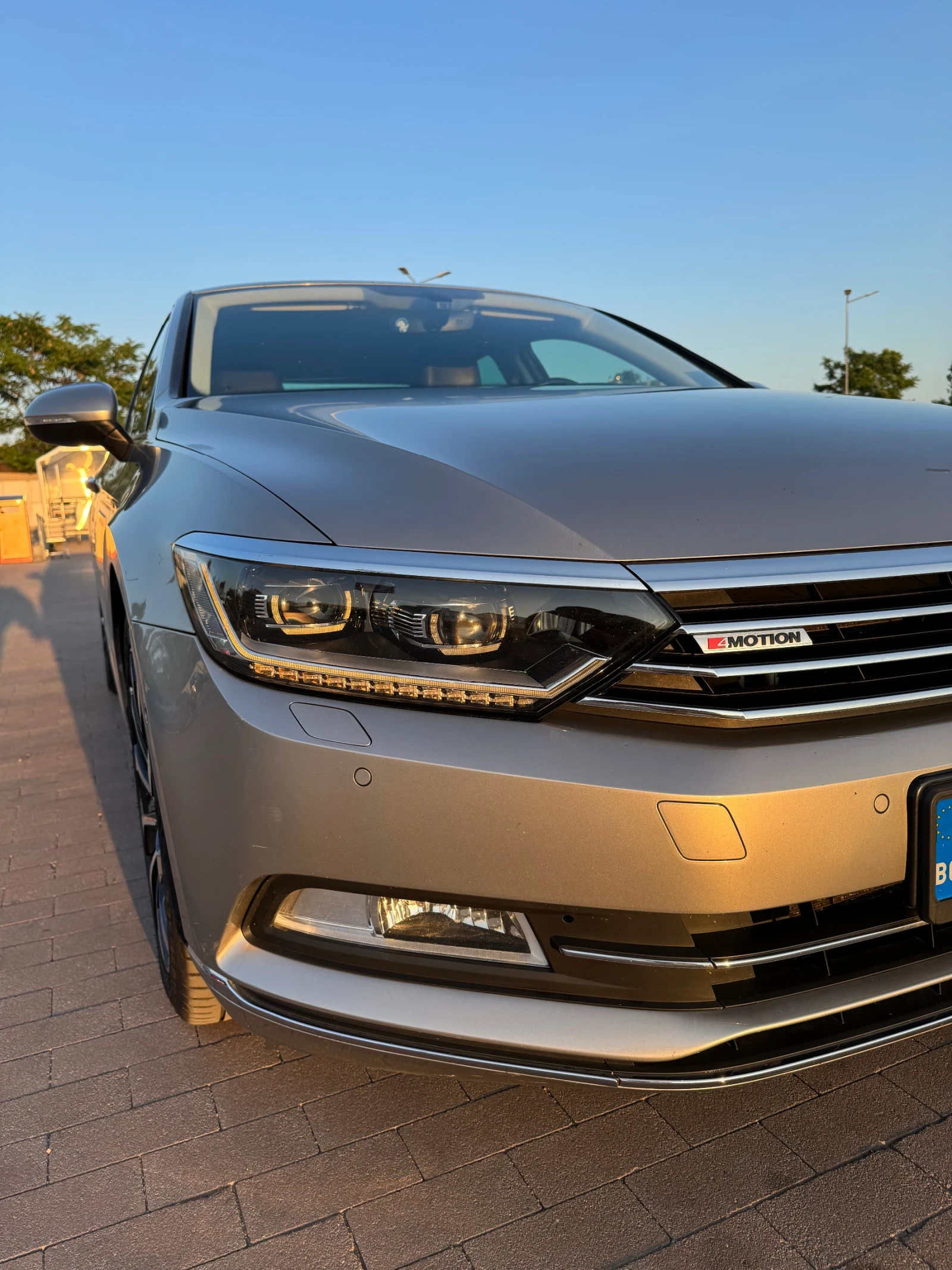 VW Passat BiTDI 4Motion DSG Highline Digital cockpit, снимка 13 - Автомобили и джипове - 56257542