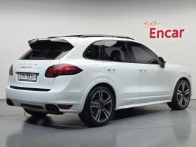 Porsche Cayenne 4.8 Gts 958, снимка 2