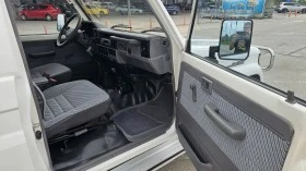 Toyota Land cruiser 2.4 Бензин, снимка 12