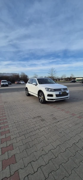 Обява за продажба на VW Touareg R-Line, обдухване, печка, дистроник, ФУЛ МАКС ~34 990 лв. - изображение 4