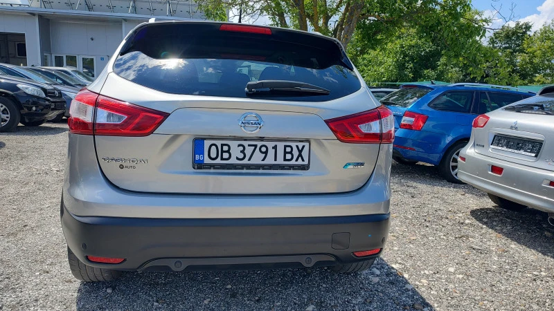 Nissan Qashqai 1.6DCI/360Camera/Panorama/Keyless , снимка 4 - Автомобили и джипове - 45964701