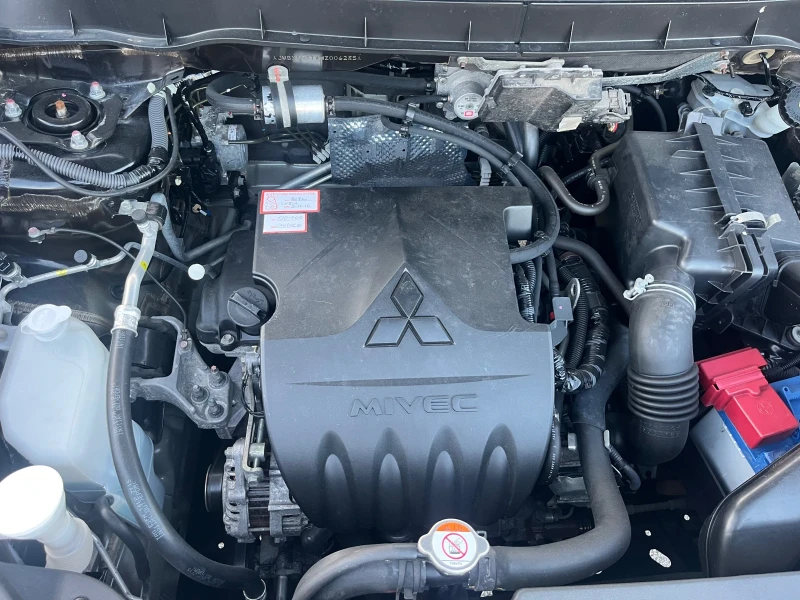 Mitsubishi ASX 1.6 MiVEC, снимка 10 - Автомобили и джипове - 50774356