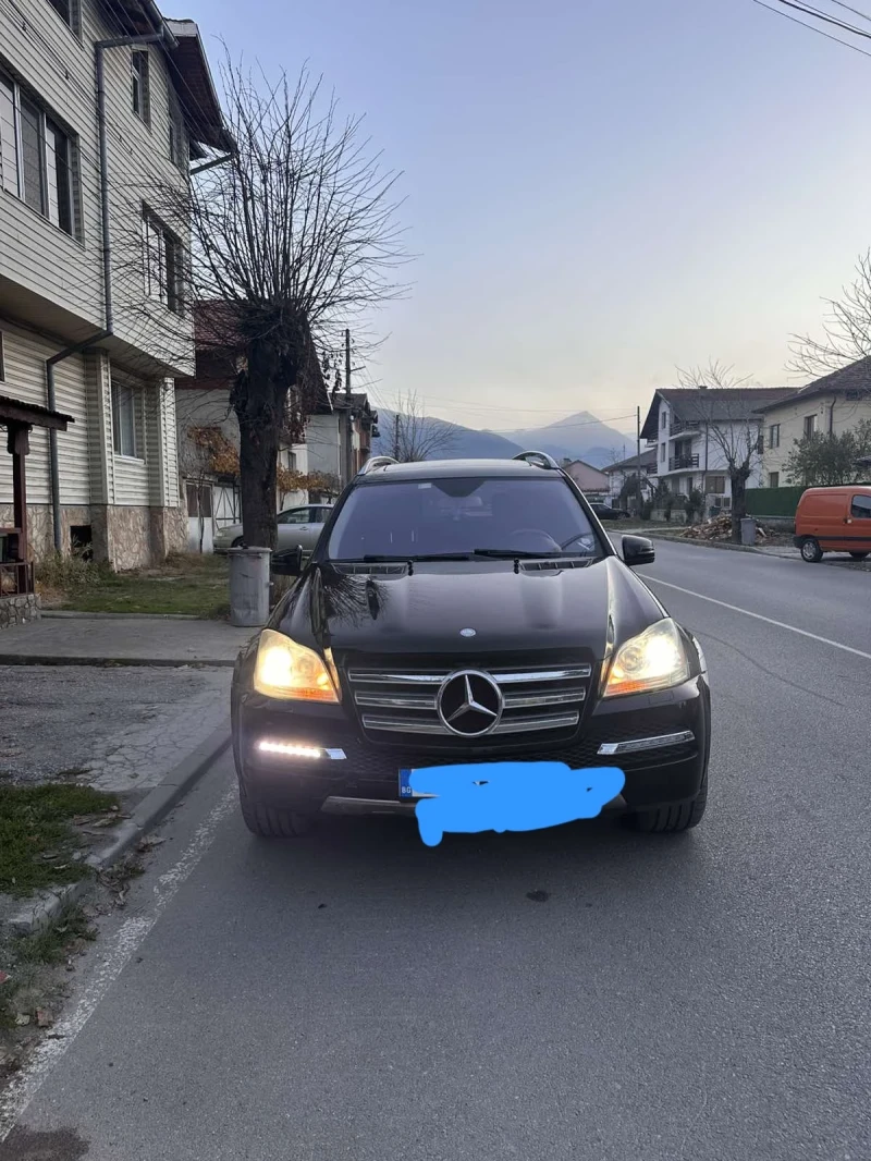 Mercedes-Benz GL 550, снимка 13 - Автомобили и джипове - 52192106