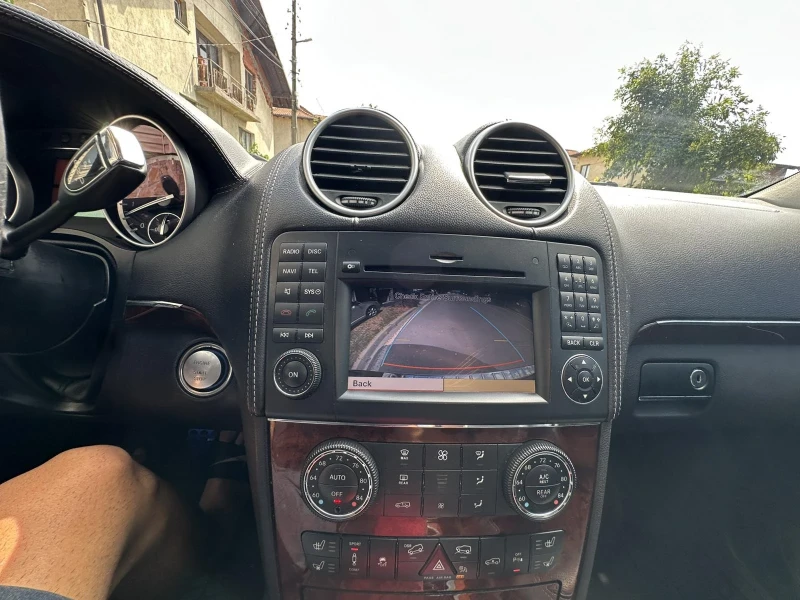 Mercedes-Benz GL 550, снимка 7 - Автомобили и джипове - 52192106