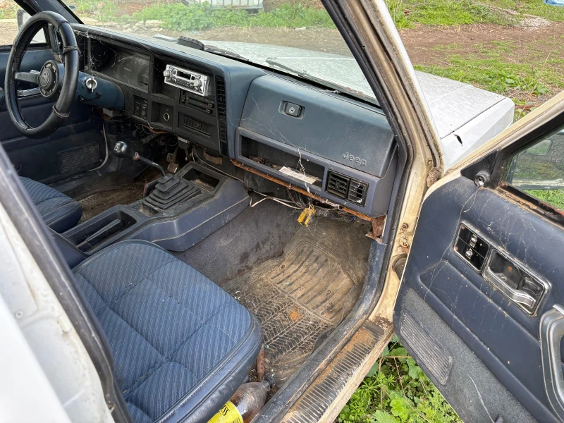 Jeep Cherokee, снимка 6 - Автомобили и джипове - 52520360