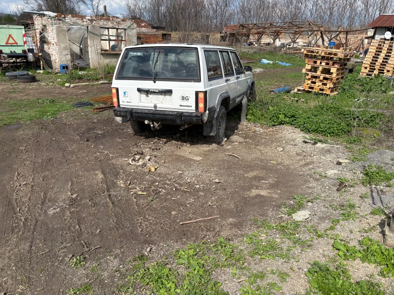 Jeep Cherokee, снимка 4 - Автомобили и джипове - 52520360