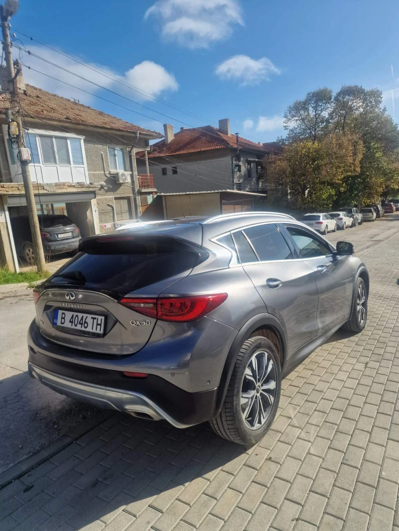 Infiniti QX30 2.2 AWD PREMIUM TECH/ FULL 4x4, снимка 12 - Автомобили и джипове - 52440237